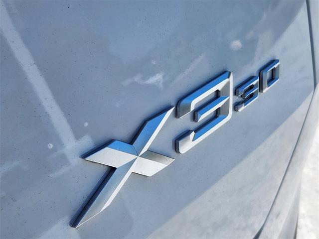 Photo of 2025 Alpine White BMW X3