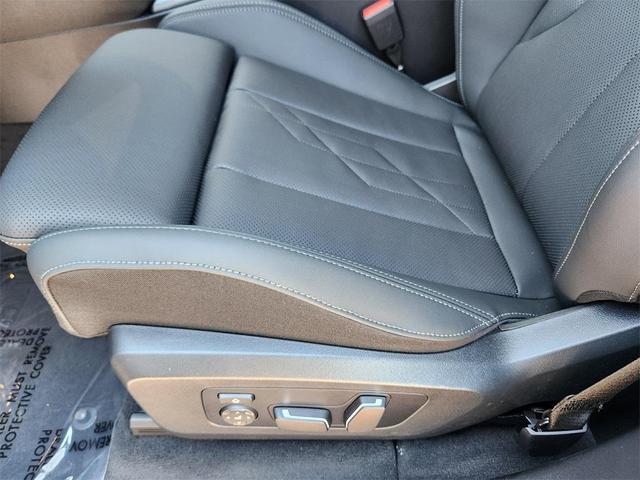 Photo of 2025 Alpine White BMW X3