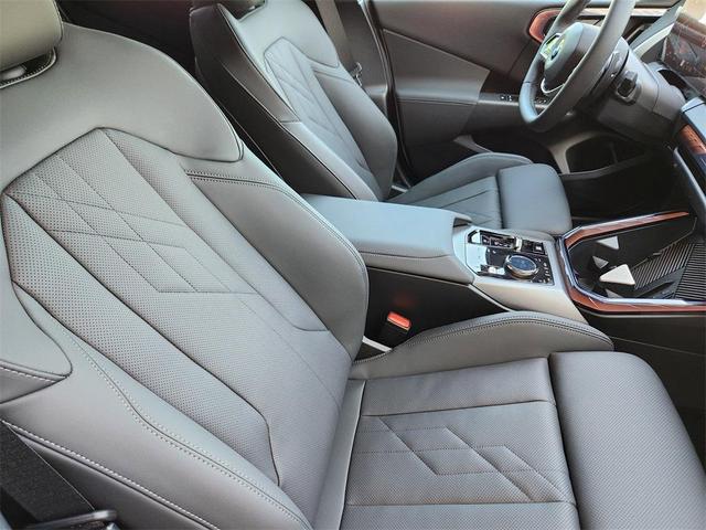 Photo of 2025 Alpine White BMW X3