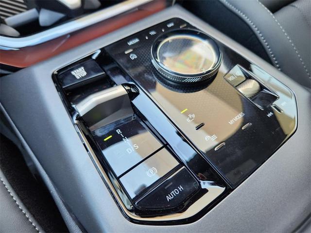 Photo of 2025 Alpine White BMW X3
