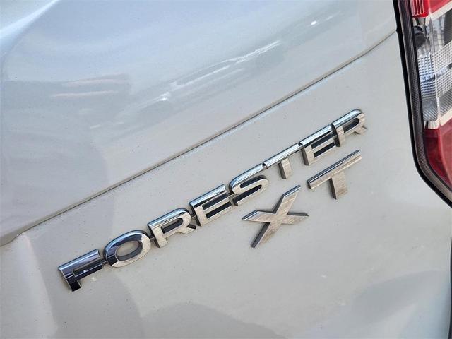 Photo of 2015 Satin White Pearl Subaru Forester