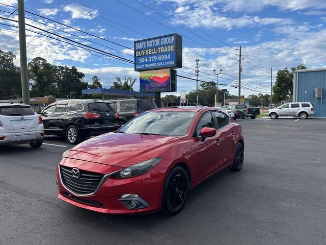 Photo of 2016 Soul Red Metallic Mazda Mazda3