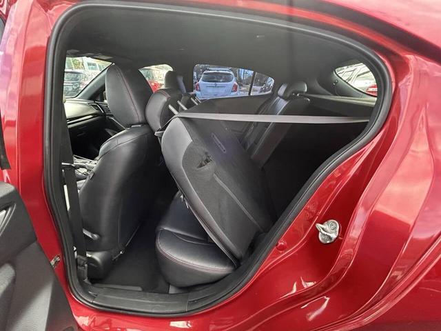 Photo of 2016 Soul Red Metallic Mazda Mazda3