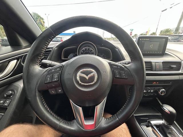 Photo of 2016 Soul Red Metallic Mazda Mazda3