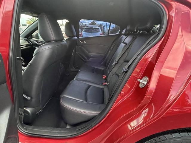 Photo of 2016 Soul Red Metallic Mazda Mazda3