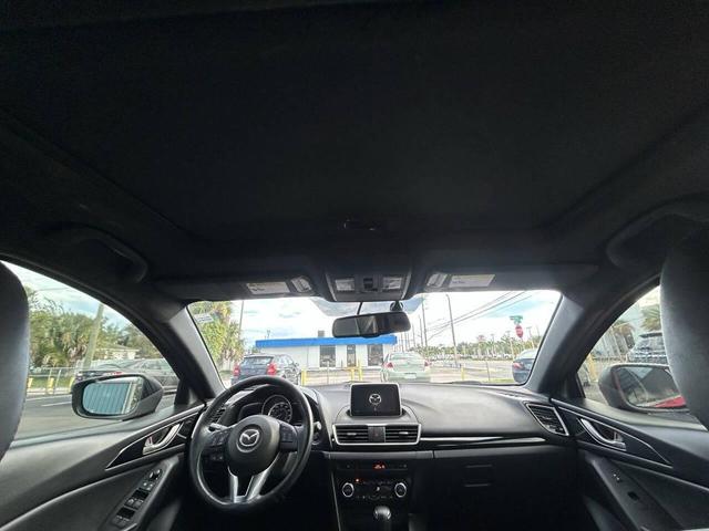 Photo of 2016 Soul Red Metallic Mazda Mazda3