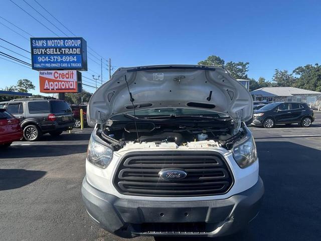 Photo of 2017 Oxford White Ford Transit-150
