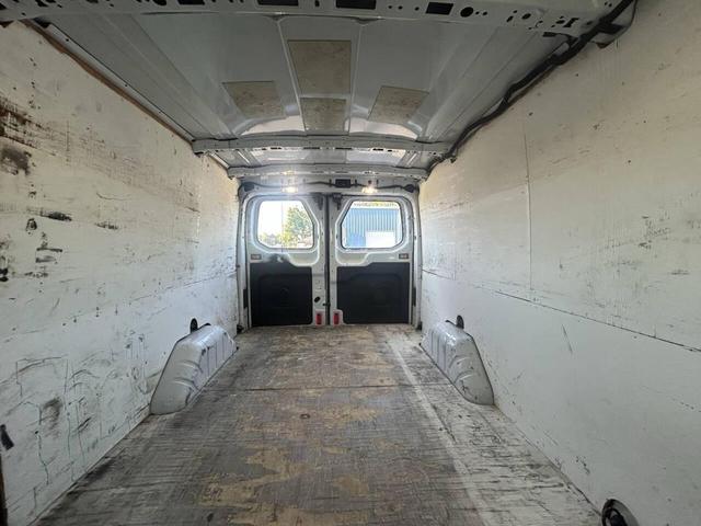 Photo of 2017 Oxford White Ford Transit-150