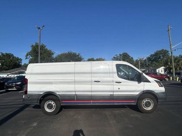 Photo of 2017 Oxford White Ford Transit-150