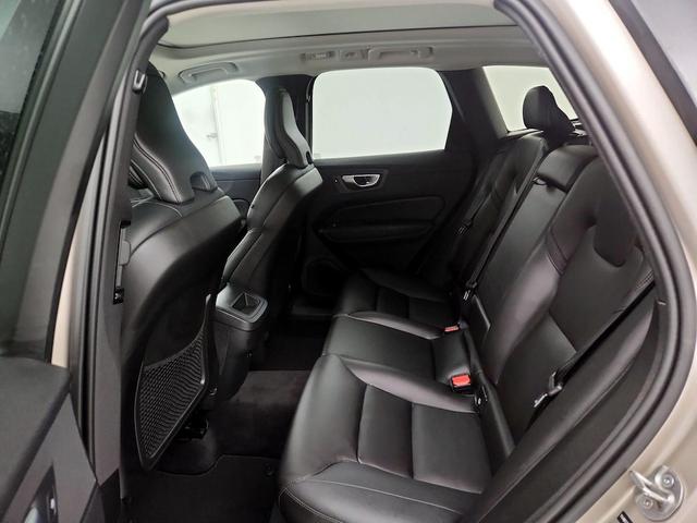 Photo of 2025 Tan Volvo XC60