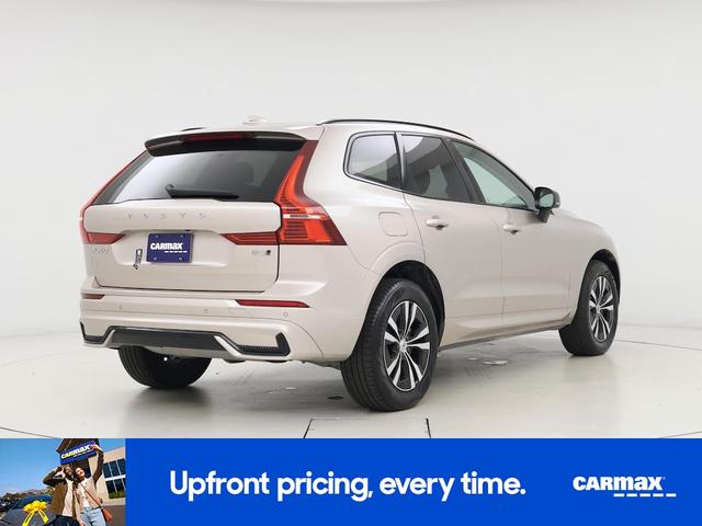 Photo of 2025 Tan Volvo XC60