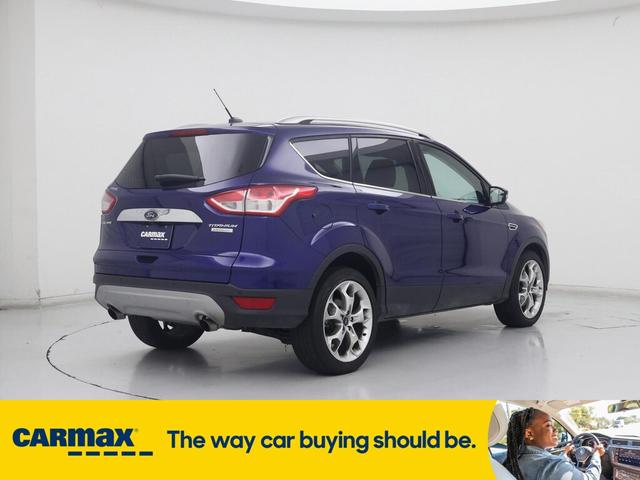 Photo of 2016 Blue Ford Escape