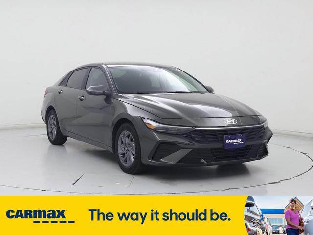 2024 Hyundai Elantra