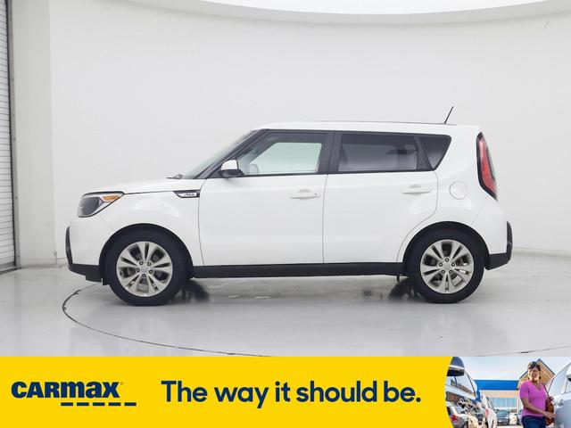 Photo of 2016 White Kia Soul