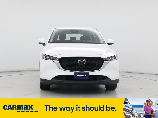 Photo of 2022 White Mazda CX-5