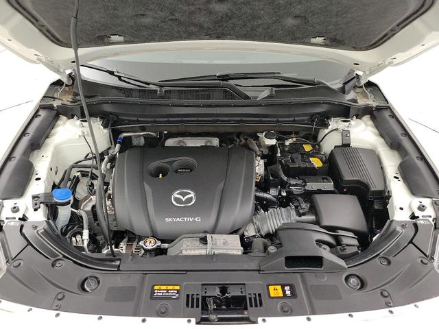 Photo of 2022 White Mazda CX-5
