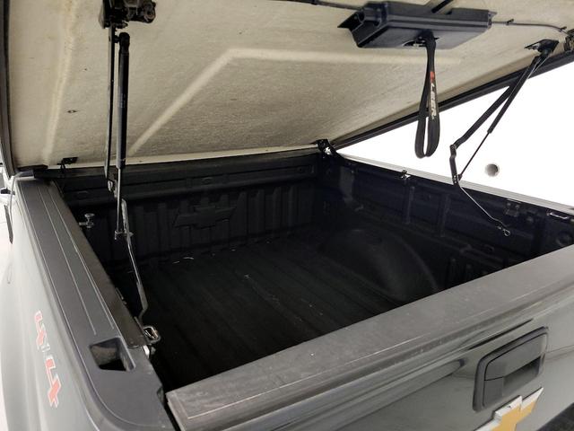 Photo of 2016 Gray Chevrolet Colorado