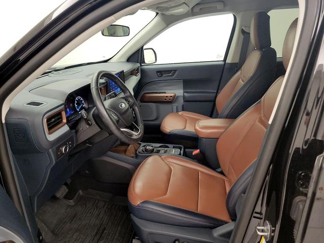Photo of 2022 Black Ford Maverick