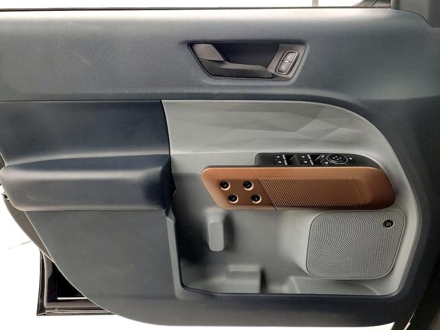 Photo of 2022 Black Ford Maverick
