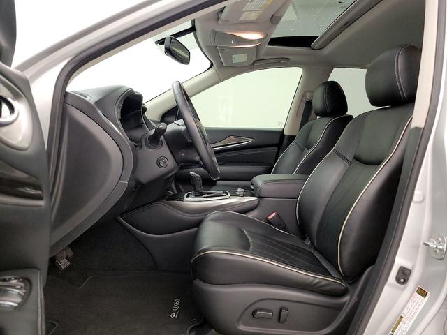 Photo of 2017 Gray INFINITI QX60