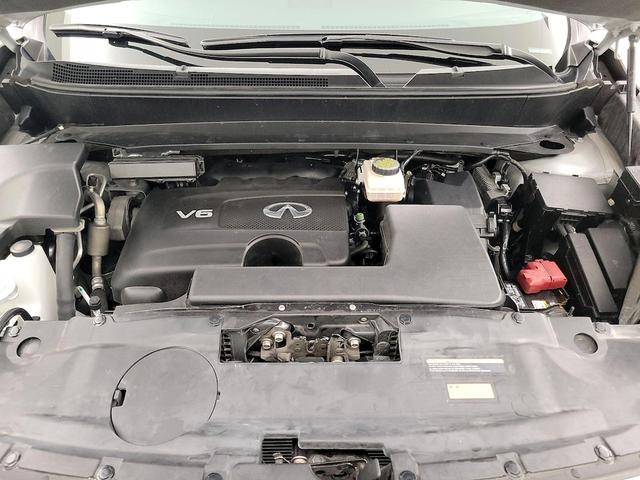 Photo of 2017 Gray INFINITI QX60