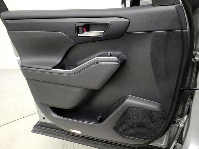 Photo of 2024 Gray Toyota Highlander