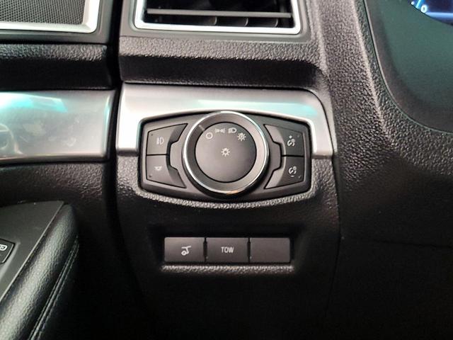 Photo of 2017 Gray Ford Explorer