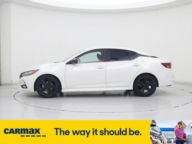 Photo of 2021 White Nissan Sentra
