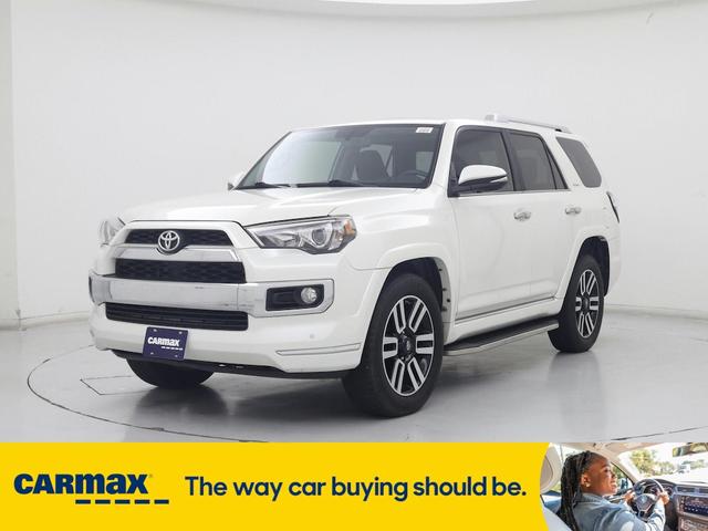 Photo of 2018 White Toyota 4Runner
