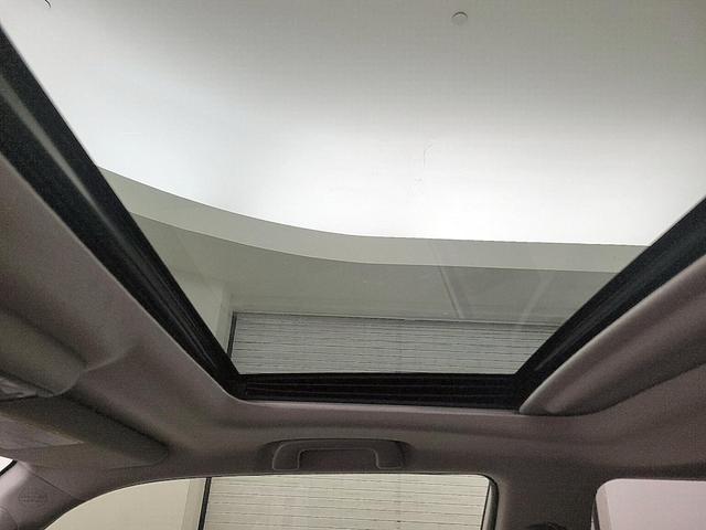 Photo of 2018 White Toyota 4Runner