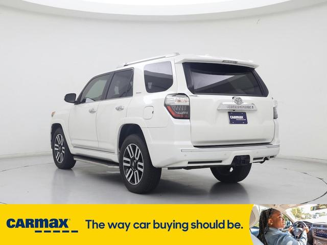 Photo of 2018 White Toyota 4Runner
