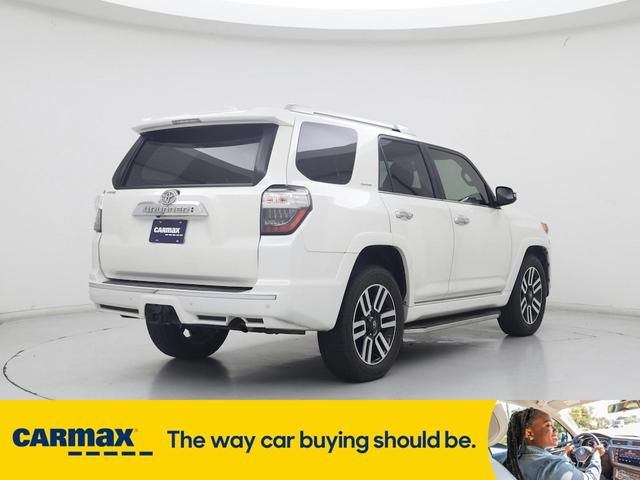 Photo of 2018 White Toyota 4Runner