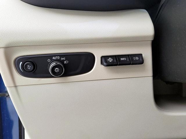Photo of 2023 Blue Buick Envision