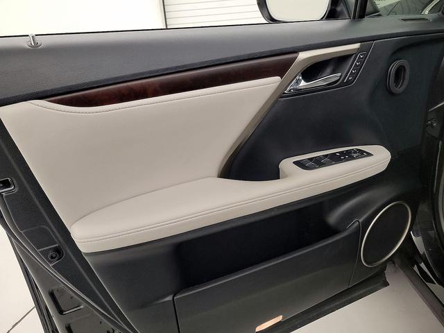 Photo of 2020 Black Lexus RX 350