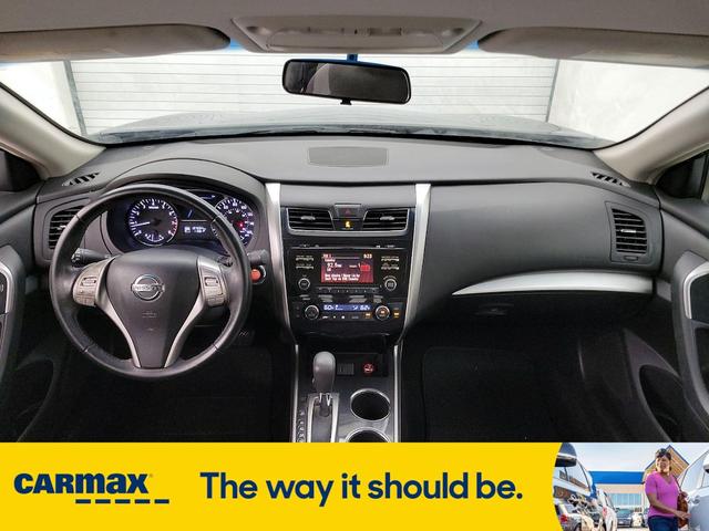 Photo of 2013 Gray Nissan Altima