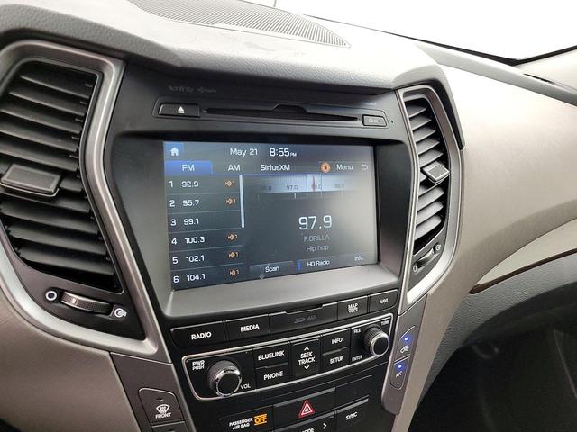 Photo of 2017 Black Hyundai Santa Fe Sport