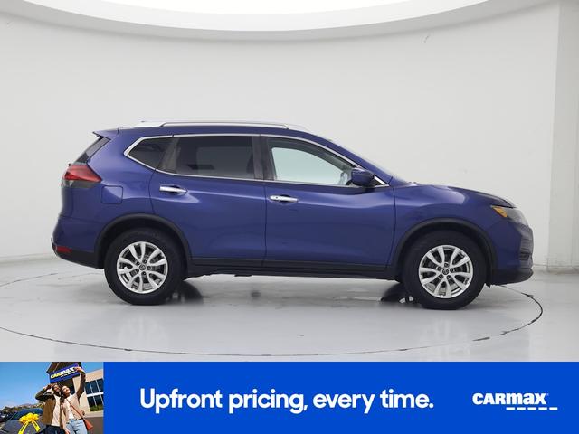 Photo of 2018 Blue Nissan Rogue