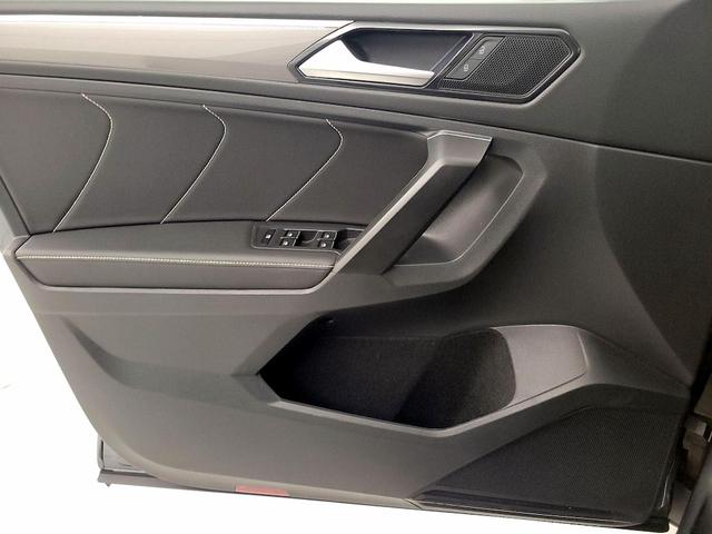 Photo of 2023 Gray Volkswagen Tiguan