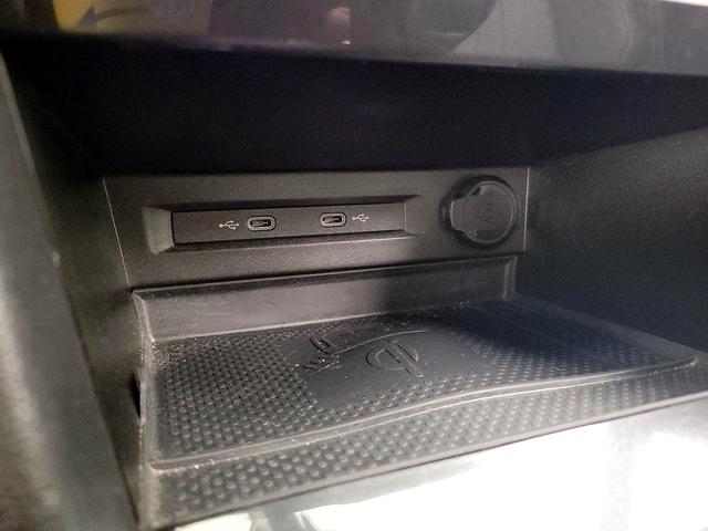 Photo of 2023 Gray Volkswagen Tiguan