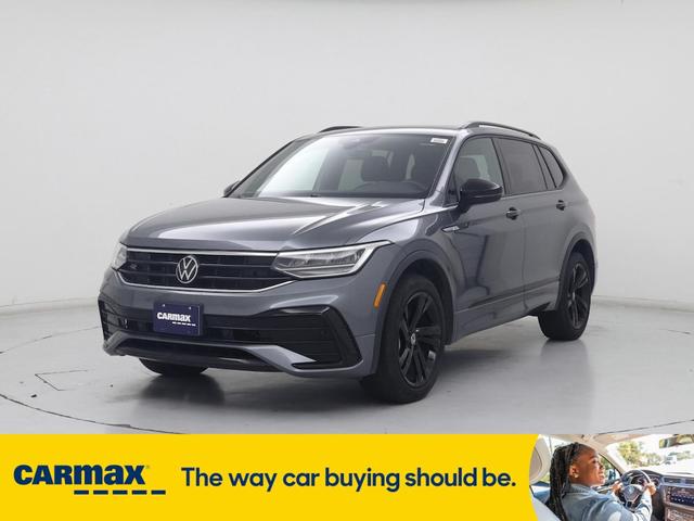 Photo of 2023 Gray Volkswagen Tiguan