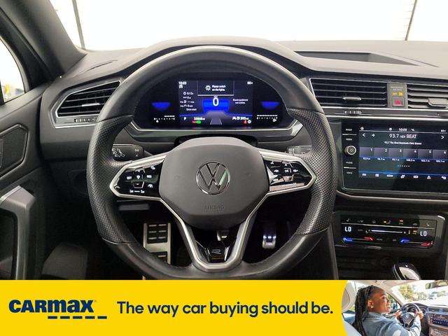 Photo of 2023 Gray Volkswagen Tiguan