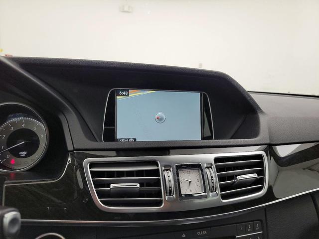 Photo of 2016 Silver Mercedes-Benz E-Class