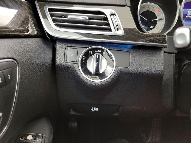 Photo of 2016 Silver Mercedes-Benz E-Class