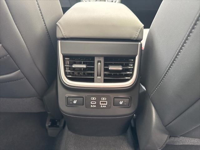 Photo of 2024 Ice Silver Metallic Subaru Outback