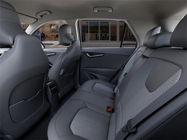 Photo of 2025 Cityscape Green Kia Niro EV