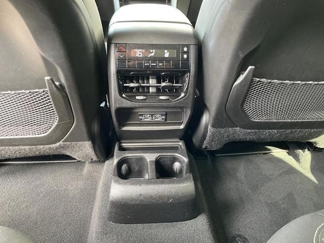 Photo of 2023 Bright White Clearcoat Jeep Grand Cherokee L