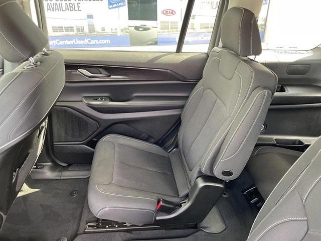 Photo of 2023 Bright White Clearcoat Jeep Grand Cherokee L