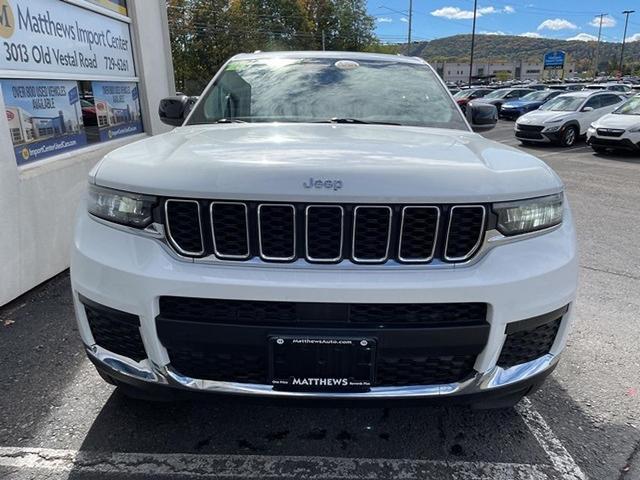 Photo of 2023 Bright White Clearcoat Jeep Grand Cherokee L