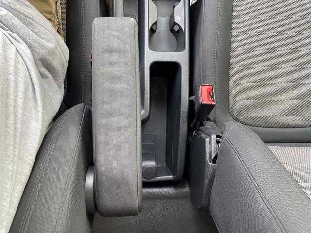 Photo of 2022 Frozen White Ford Transit Connect