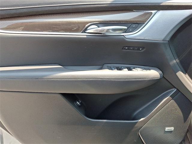 Photo of 2024 Silver Metallic Cadillac XT6